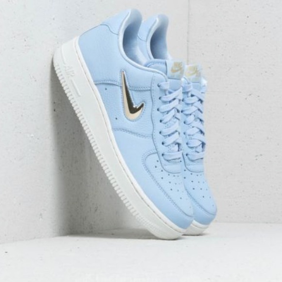 nike air force 1 07 prm lx